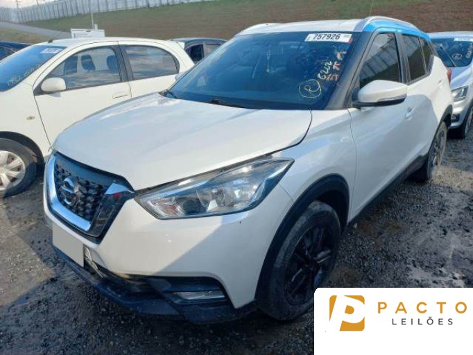 NISSAN KICKS 18/19