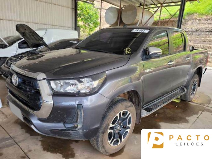 TOYOTA HILUX CD 21/21