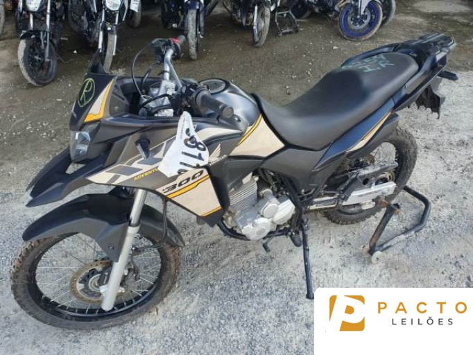HONDA XRE 300 22/22