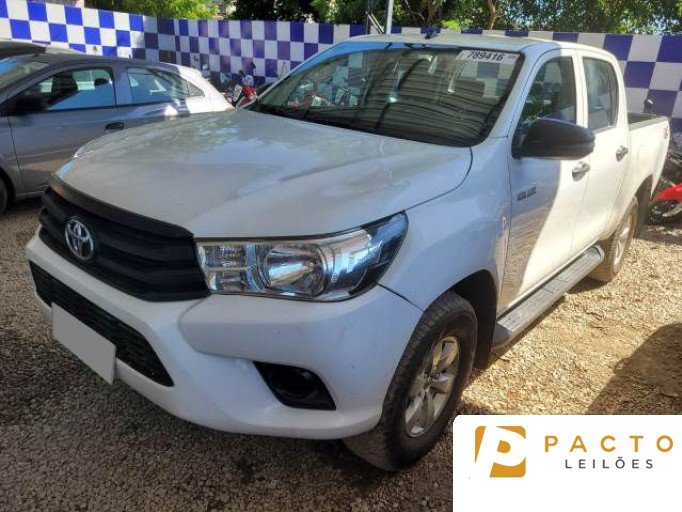 TOYOTA HILUX CD 18/19