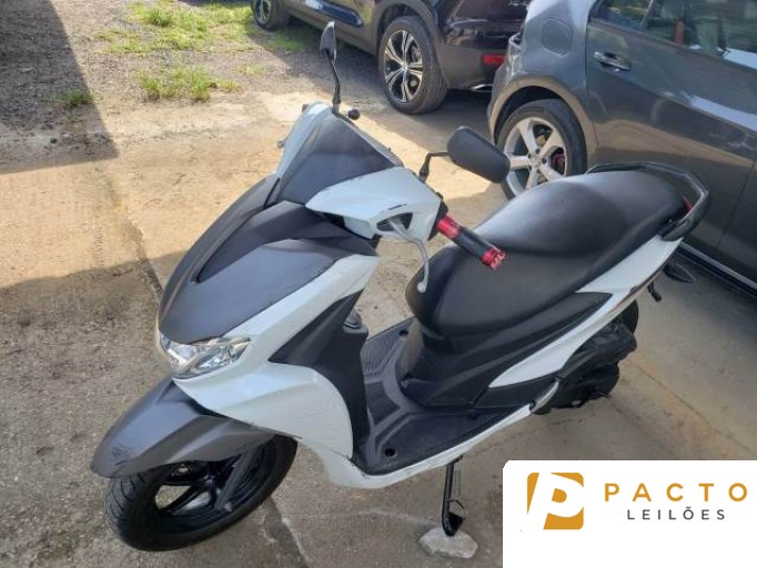 YAMAHA FLUO 22/23